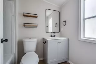 201 N Shady Shores Dr, Lake Dallas, TX 75065 - Photo 4