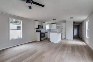 201 N Shady Shores Dr, Lake Dallas, TX 75065 - Photo 2