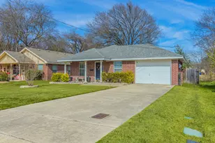 1202 Spring St, Waco, TX 76704 - Photo 16