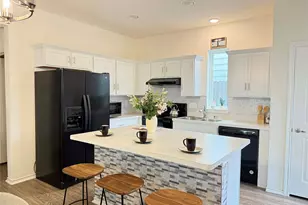 2209 Dana Dr, Grand Prairie, TX 75051 - Photo 2