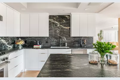 3401 Lee Parkway #404, Dallas, TX 75219 - Photo 8