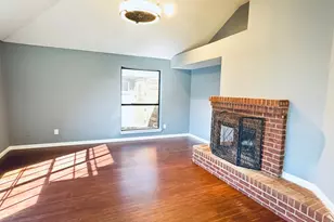 2413 University Dr, Rowlett, TX 75088 - Photo 2