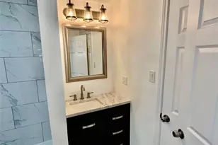 712 W Bond St, Denison, TX 75020 - Photo 14