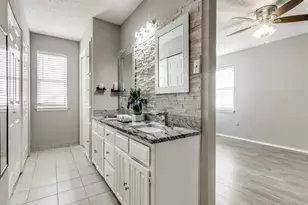 1505 Briarcrest Dr, Grapevine, TX 76051 - Photo 18