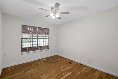 7483 Gholson Road, Waco, TX 76705 - Photo 16