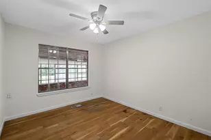 7483 Gholson Rd, Waco, TX 76705 - Photo 16