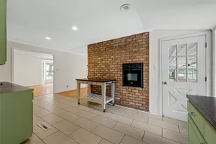 7483 Gholson Rd, Waco, TX 76705 - Photo 8