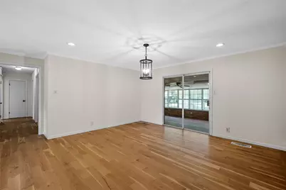 7483 Gholson Road, Waco, TX 76705 - Photo 2