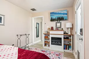 1102 N Gaines St, Ennis, TX 75119 - Photo 16