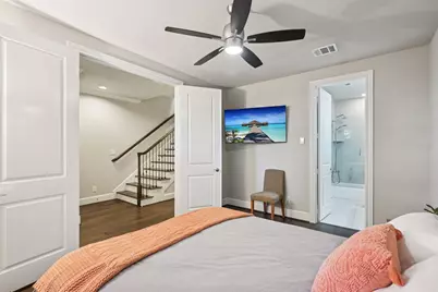 2815 Lynlock Court, Dallas, TX 75219 - Photo 30