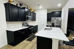 3705 Tracewood Bnd, Aubrey, TX 76227 - Photo 4