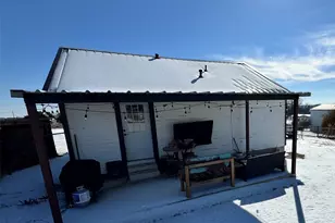 109 W Morning Dove Dr, Azle, TX 76020 - Photo 2