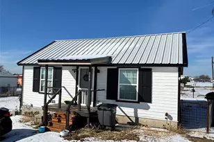 109 W Morning Dove Dr, Azle, TX 76020 - Photo 2