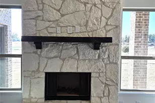 385 Willie's Ct, Whitesboro, TX 76273 - Photo 10