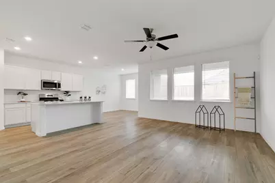 3025 Riddler Way, Little Elm, TX 75068 - Photo 4