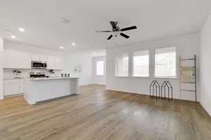 3025 Riddler Wy, Little Elm, TX 75068 - Photo 4