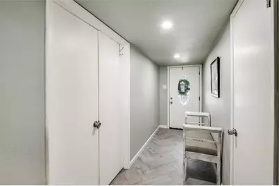 2008 Haymeadow, Carrollton, TX 75007 - Photo 4