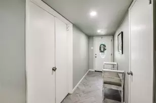 2008 Haymeadow, Carrollton, TX 75007 - Photo 4