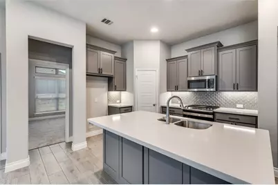 9405 Longhorn Lane, Little Elm, TX 75068 - Photo 4