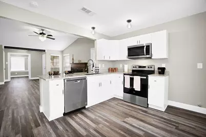 108 Kings Row, Garland, TX 75043 - Photo 8