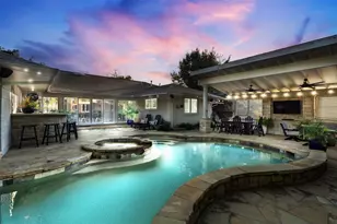 3841 Peter Pan Dr, Dallas, TX 75229 - Photo 2