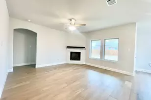 13705 Riola Dr, Little Elm, TX 75068 - Photo 6