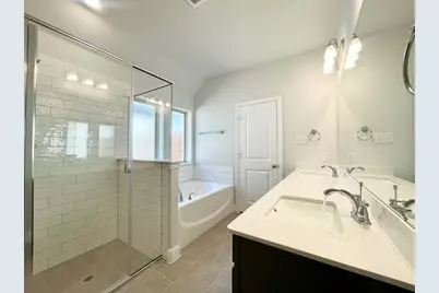 13705 Riola Drive, Little Elm, TX 75068 - Photo 18