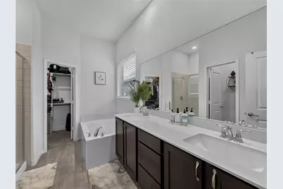 11207 Hawks Landing Drive, Aubrey, TX 76227 - Photo 20