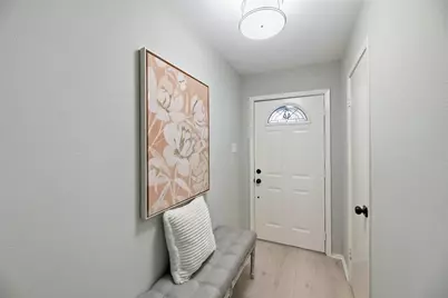 1721 S Timber Court, Benbrook, TX 76126 - Photo 4