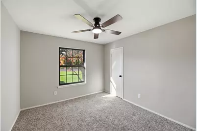 1721 S Timber Court, Benbrook, TX 76126 - Photo 16