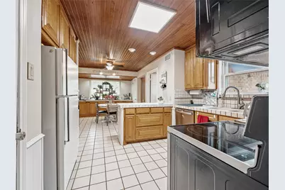 2119 Prestonwood Drive, Arlington, TX 76012 - Photo 16