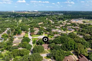 2119 Prestonwood Dr, Arlington, TX 76012 - Photo 12