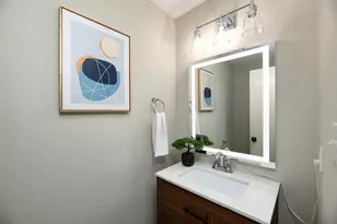 1012 Sleepy Hollow Dr N, Irving, TX 75061 - Photo 20