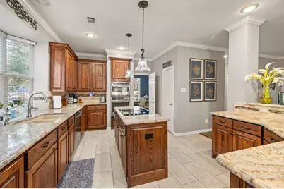 1093 Woodbriar Drive, Grapevine, TX 76051 - Photo 8