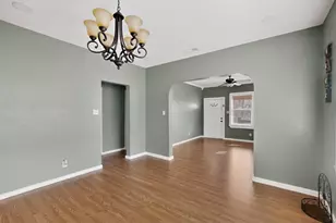 1315 E Arlington Ave, Fort Worth, TX 76104 - Photo 8