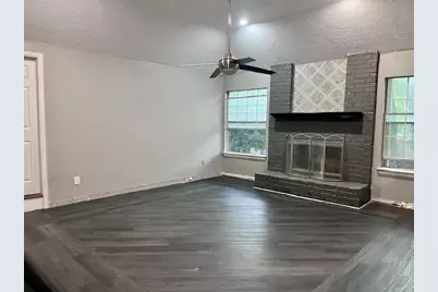 3504 Creekside Court, Bedford, TX 76021 - Photo 8