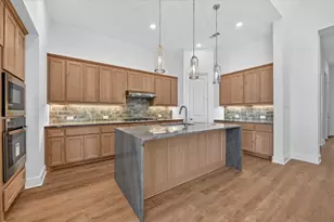 9820 Oak Glade Dr, Denton, TX 76207 - Photo 2
