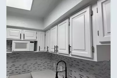 2300 Bamboo Drive #N306, Arlington, TX 76006 - Photo 4