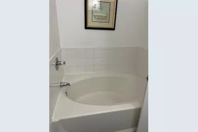 7504 Marsland Lane, Arlington, TX 76001 - Photo 8