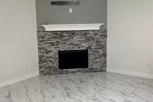 7504 Marsland Ln, Arlington, TX 76001 - Photo 14