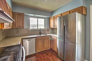 929 Dodson St, Gainesville, TX 76240 - Photo 12