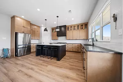 12010 Kenai Circle, Woodway, TX 76712 - Photo 6