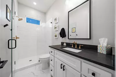 12010 Kenai Circle, Woodway, TX 76712 - Photo 16