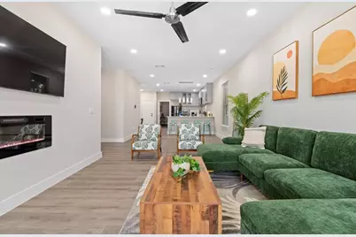 2021 Leath Street, Dallas, TX 75212 - Photo 2