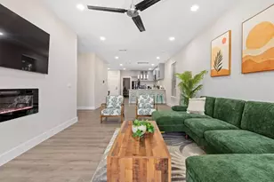 2021 Leath St, Dallas, TX 75212 - Photo 2