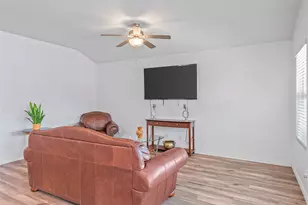 459 Crystal Clear Ln, Princeton, TX 75407 - Photo 10