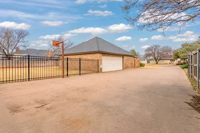 37 Pinehurst Street, Abilene, TX 79606 - Photo 28