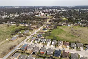 105 Brooks St, Terrell, TX 75160 - Photo 36