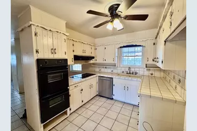 8108 Rush Street, Benbrook, TX 76116 - Photo 8