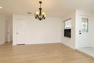 272 Palomino Dr, Saginaw, TX 76179 - Photo 10